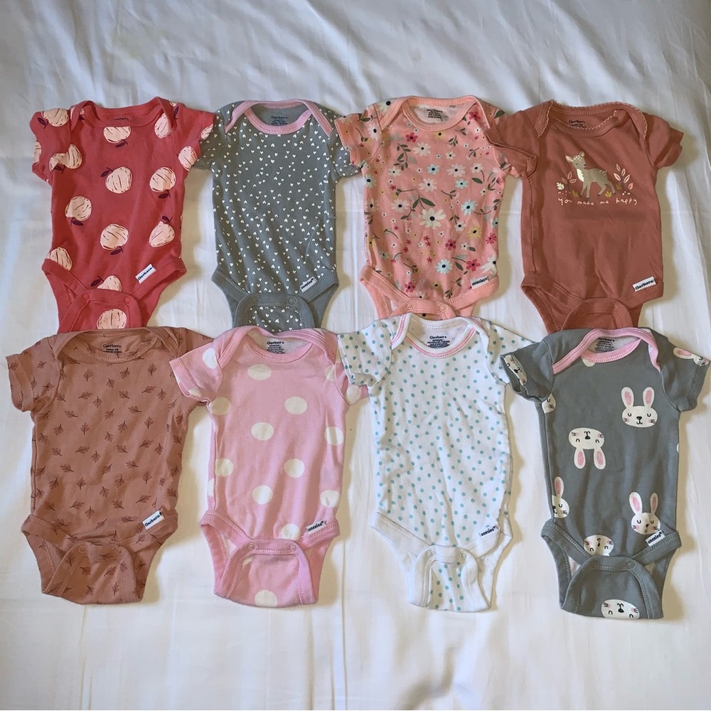 Gerber Newborn Onesies Bundle (8) - Assorted Prints